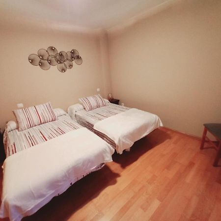 Apartamento Centrico Para 3 Con Wifi Y Garaje Tudela de Duero Exterior photo